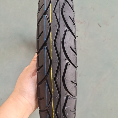 35%-55% 고무 함유 Tubeless 오토바이 타이어 80/90--17와 OEM 허용