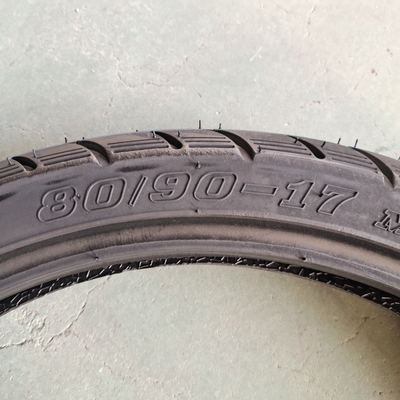 35%-55% 고무 함유 Tubeless 오토바이 타이어 80/90--17와 OEM 허용