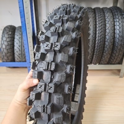 MOTOCROSS 110100-18 원자재가 있는 오토바이 타이어 천연 고무 강철 나일론
