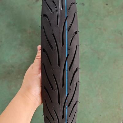 검은색 모터사이클 타이어 / Llantas de Moto / Neumatico Moto 35%-55% 고무 함유