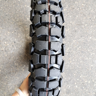 120/90-18 천연 고무와 OEM 수용 가능한 고강성 오토바이 타이어