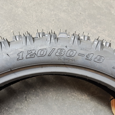 오토바이 타이어 120/80-18 35%-55% 고무 함유와 OEM 허용