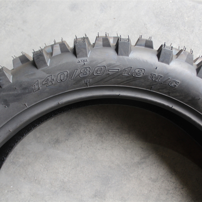 자신의 부드러운 오프로드 오토바이 타이어 140/80-18 140/80R18 140/80 18 6PR/8PR 플라이 레이트