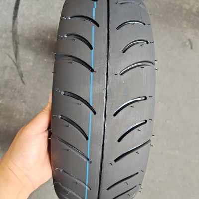 원자재 자연 고무 강철 나일론 130/60-13 8ply Rate 오토바이 타이어