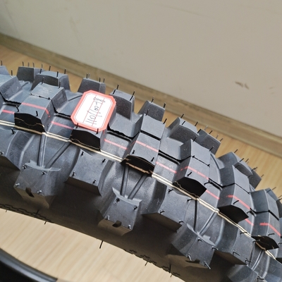 OEM 4.10-18 110/100-18 오토바이 타이어 바퀴 35% 고무 함량