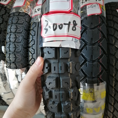 직접 타이어 케이스 3.00 18 오토바이 타이어 300-18 35%-55% 고무 함량