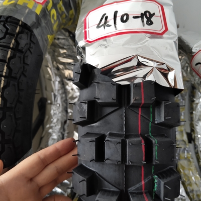 슈퍼 110/90-18 고무 오토바이 타이어 및 OEM 수용 3.5 KG 무게
