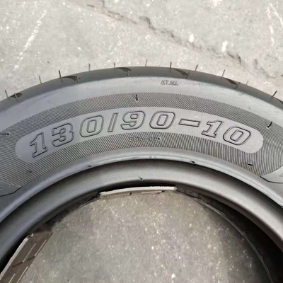 35%~55% 고무 함유량 아프리카 시장용 모터사이클 타이어 130/90-10 6Pr Tubeless