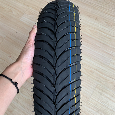 아프리카 시장의 오토바이 타이어 제조업체 20000 KM 작업 수명 110/80 17