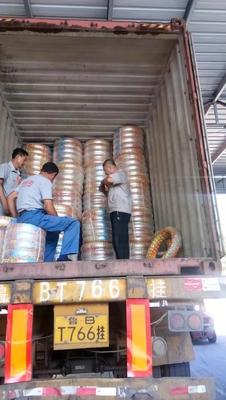 6pr/8pr Ply Rating OEM 타운 경험을 위한 오토바이 타이어 및 튜브
