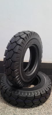 CEAT 400-8 바자흐 투크 투크용 인도 타이어 280kpa 공기 압력 13000PCS 부하 QTY/40'HQ