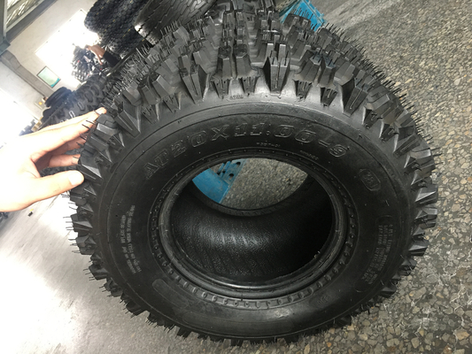 20x11-9 모든 지형용 진흙 타이어 부하 용량 132kg 고무 함유 35%-45%