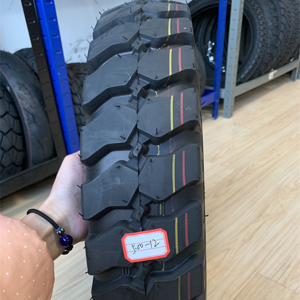 20000 KM 일 생활 터키 터키에서 깊은 패턴 디자인 모터사이클 타이어