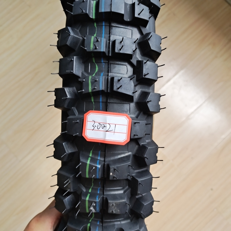타이어 케이싱 슈퍼 하이 고무 오토바이 타이어 3.00-21