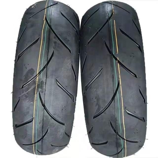 6pr/8pr Ply Rating OEM 타운 경험을 위한 오토바이 타이어 및 튜브